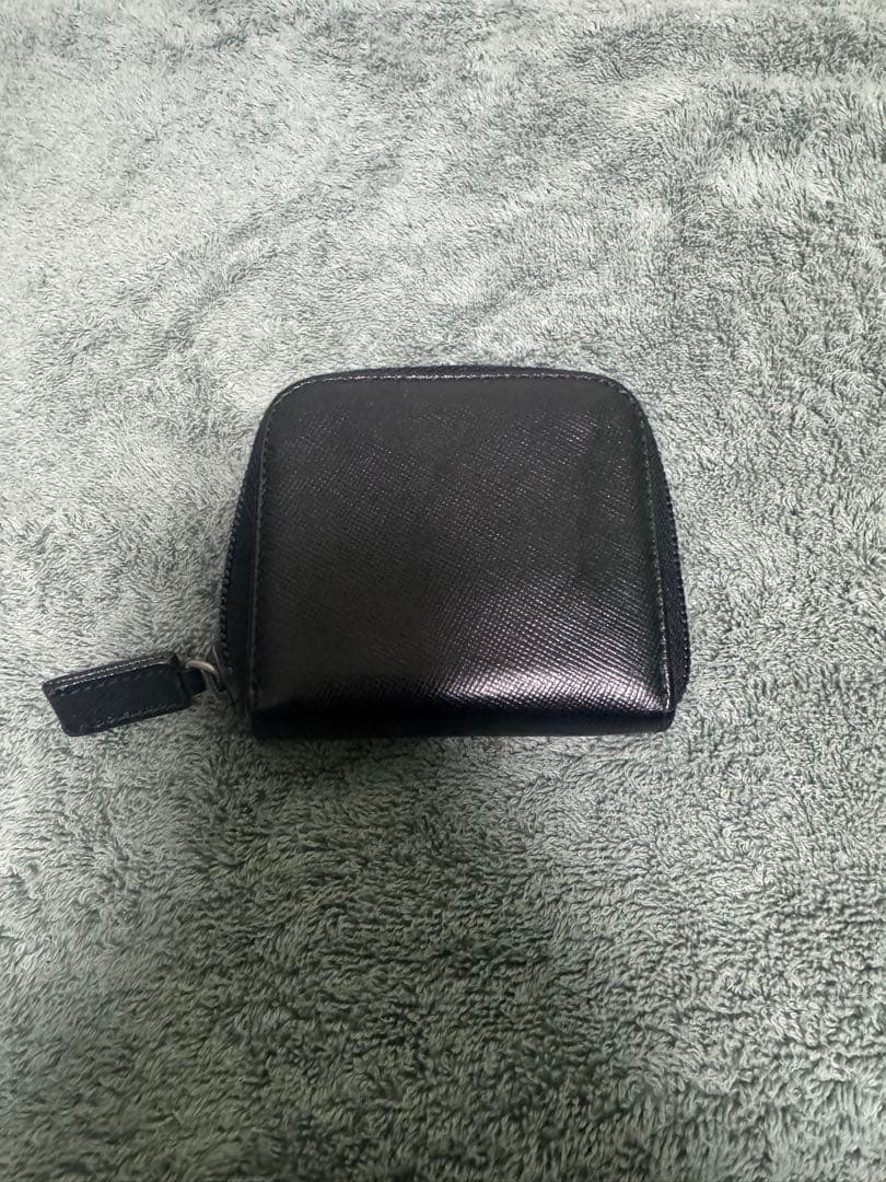 PRADA ケース　サフィアーノレザー　財布　コンパクトサイズ