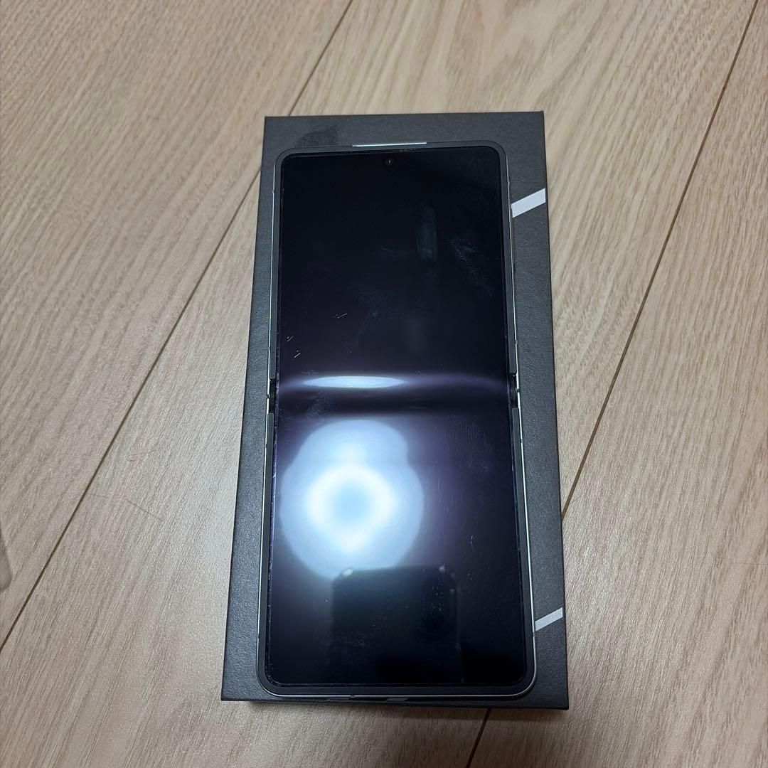 Galaxy zfilip7 日本版