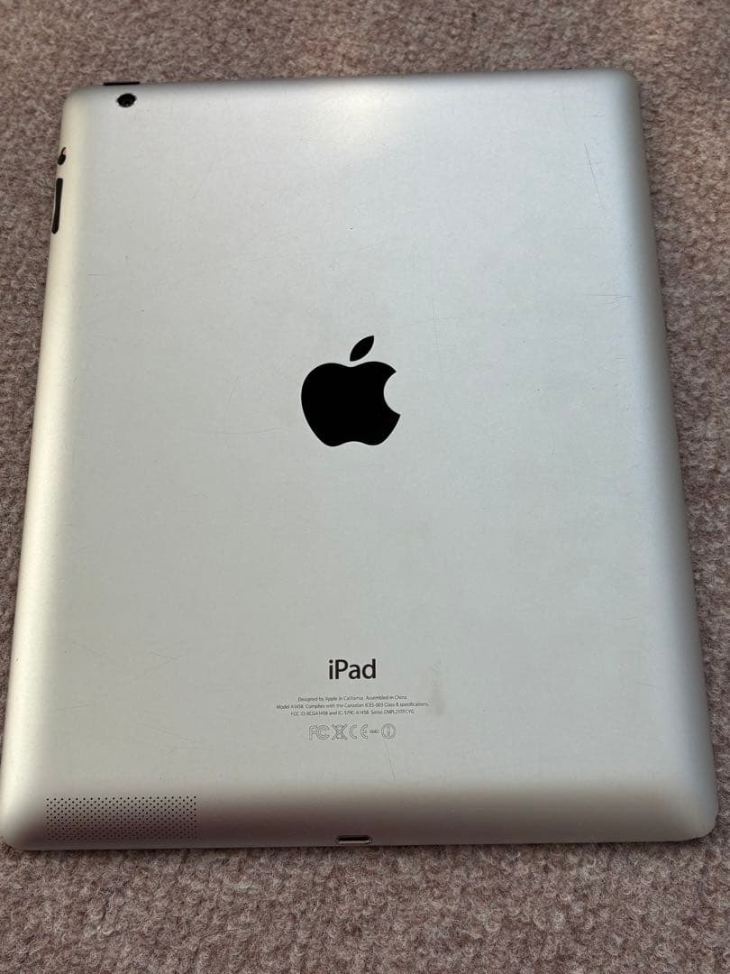 Apple iPad (第4世代) 128GB Retinaディスプレイ