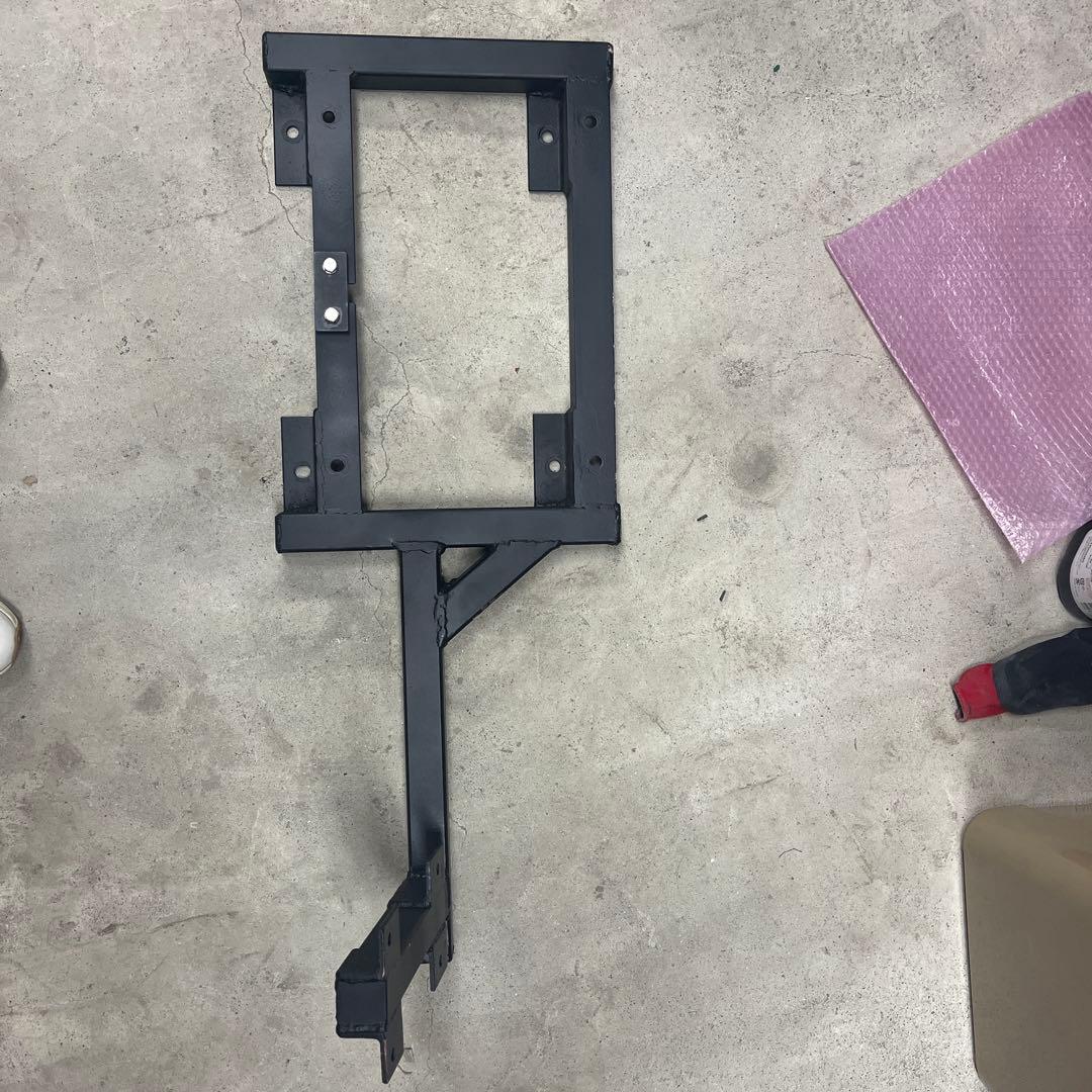 FJクルーザー用　ジェリ缶積載用　ブラケット