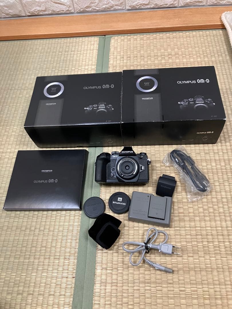 OLYMPUS OM−D E−M1