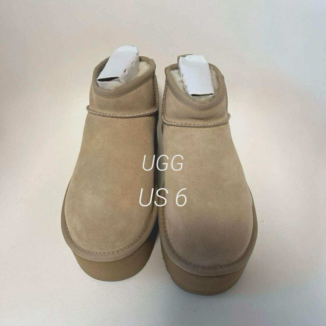 【新品未使用】UGG クラシック ウルトラミニプラットフォーム ブーツ