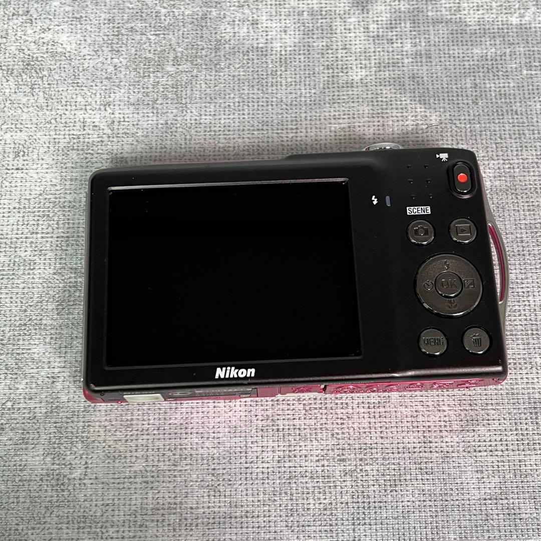 Nikon COOLPIX S3300 PK ストロベリーピンク デジカメ