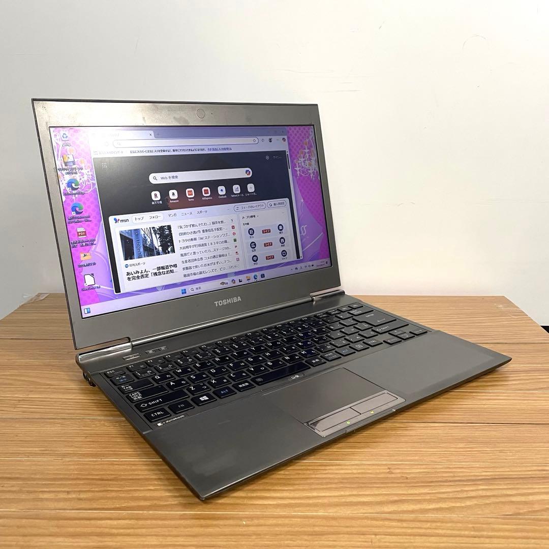 SSD超薄型軽量1080グラム東芝ノートパソコンWindows11オフィス