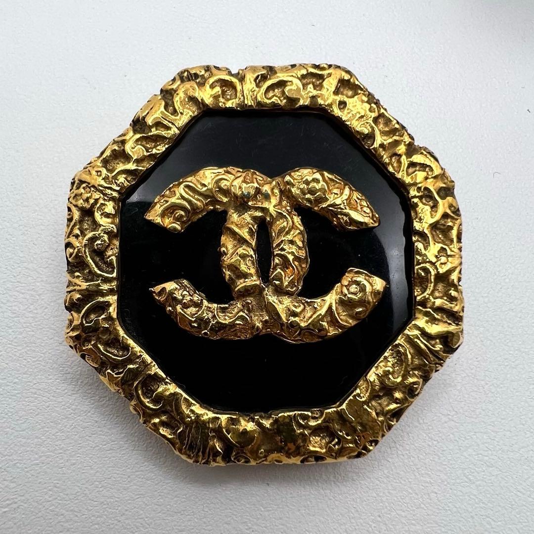 CHANEL シャネル　40.5㎜×39.5㎜　ブローチ　22.37 g