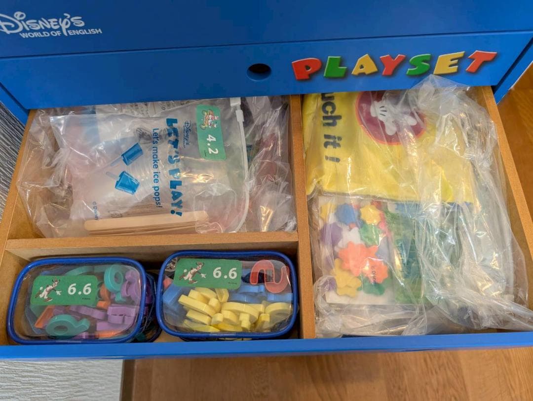 ほぼ未使用★レッツプレイ　DVDディズニー英語システムDWEワールドファミリー