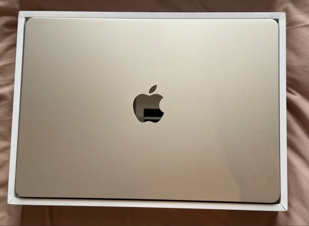 【ほぼ新品】MacBookAir13インチM32024メモリ16GB 256GB