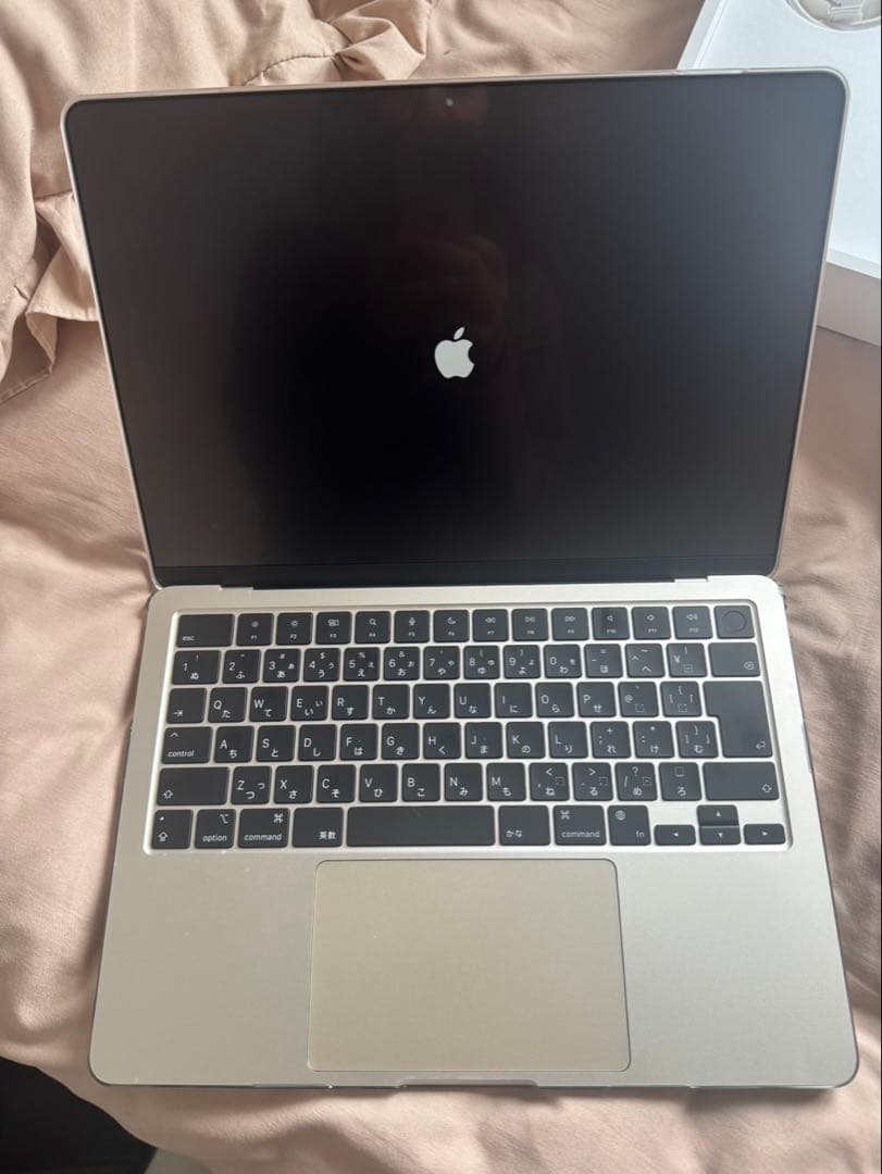 【ほぼ新品】MacBookAir13インチM32024メモリ16GB 256GB