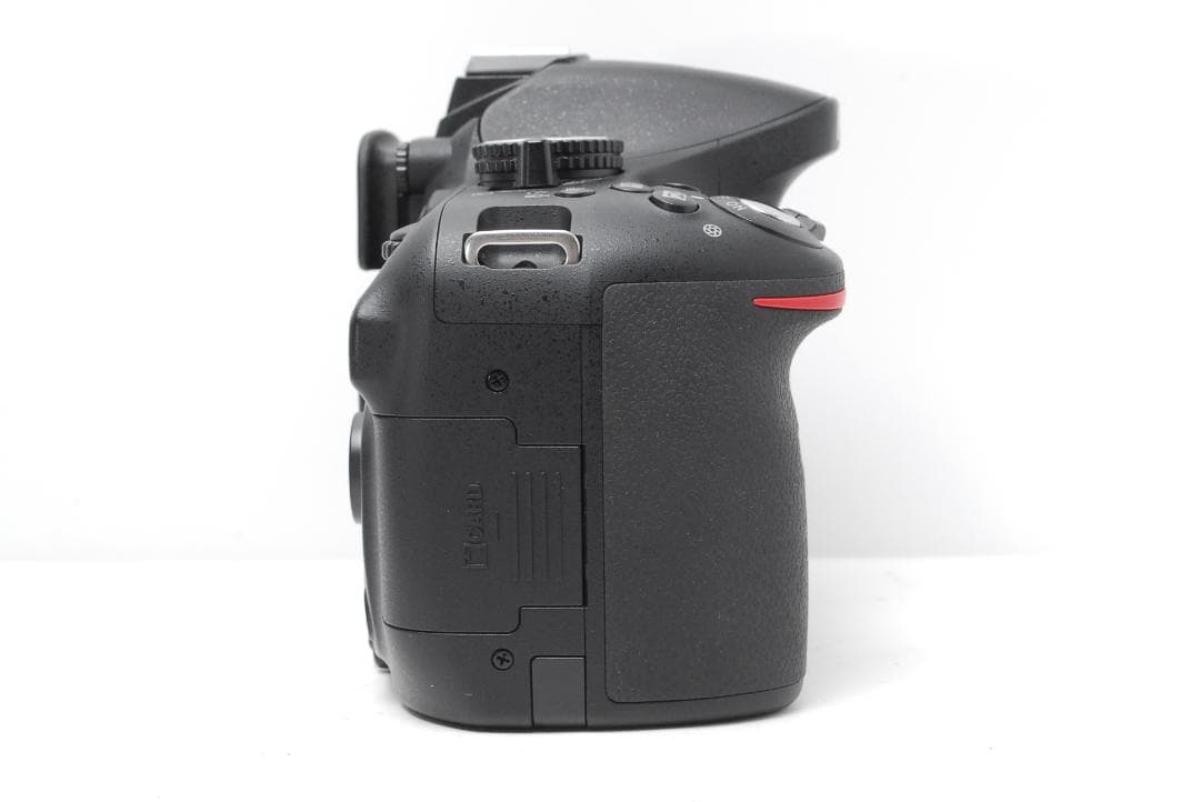 ◆新品級ショット数◆Nikon D5200　スマホ転送　お得なダブルレンズセット