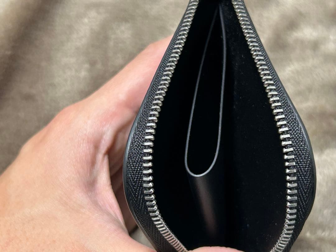 【新品未使用、定価27,500円】dunhill ダンヒル 本革 パース