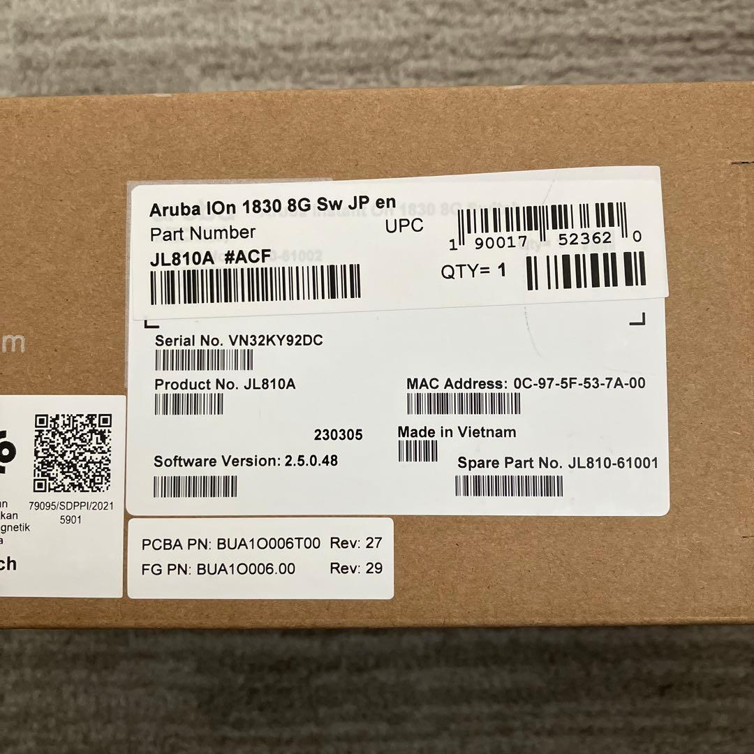 Aruba Instant On 1830 8ポートスイッチ