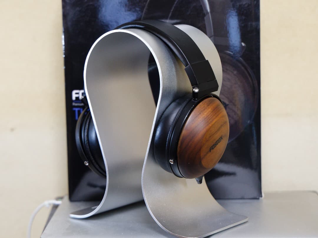 FOSTEX　TH610　ケーブルなし・MMCX変換コネクタ(E4UA製作品)