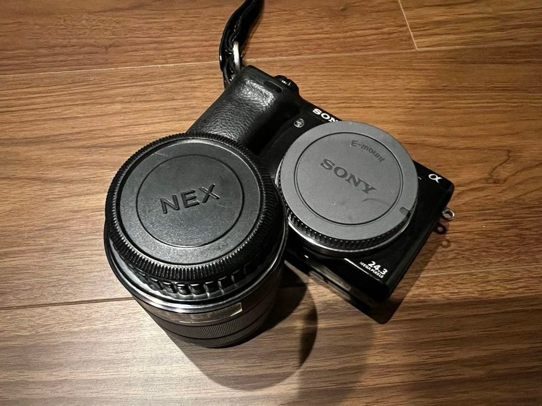 SONY α（アルファ）NEX-7 ミラーレス一眼 ズームレンズ セット