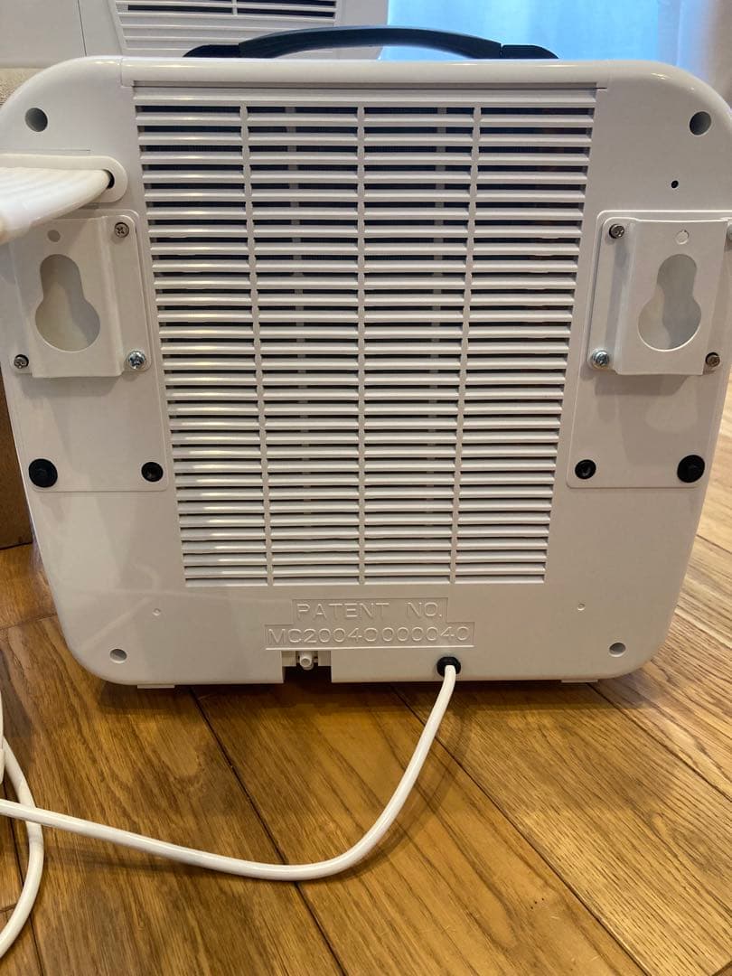 コイズミ　ラクール　2025年4月購入 キャンピングカーエアコン