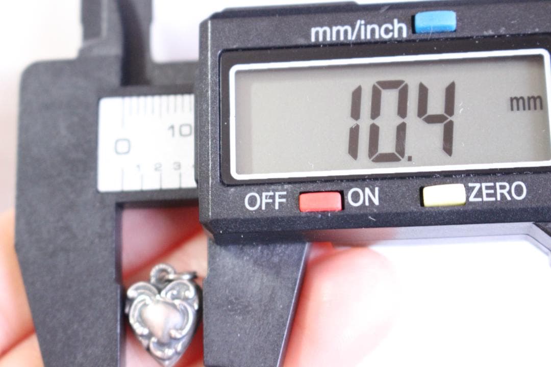 30s　スウィートハートジュエリー 　小振り　 ハート　チャーム 波　アールデコ