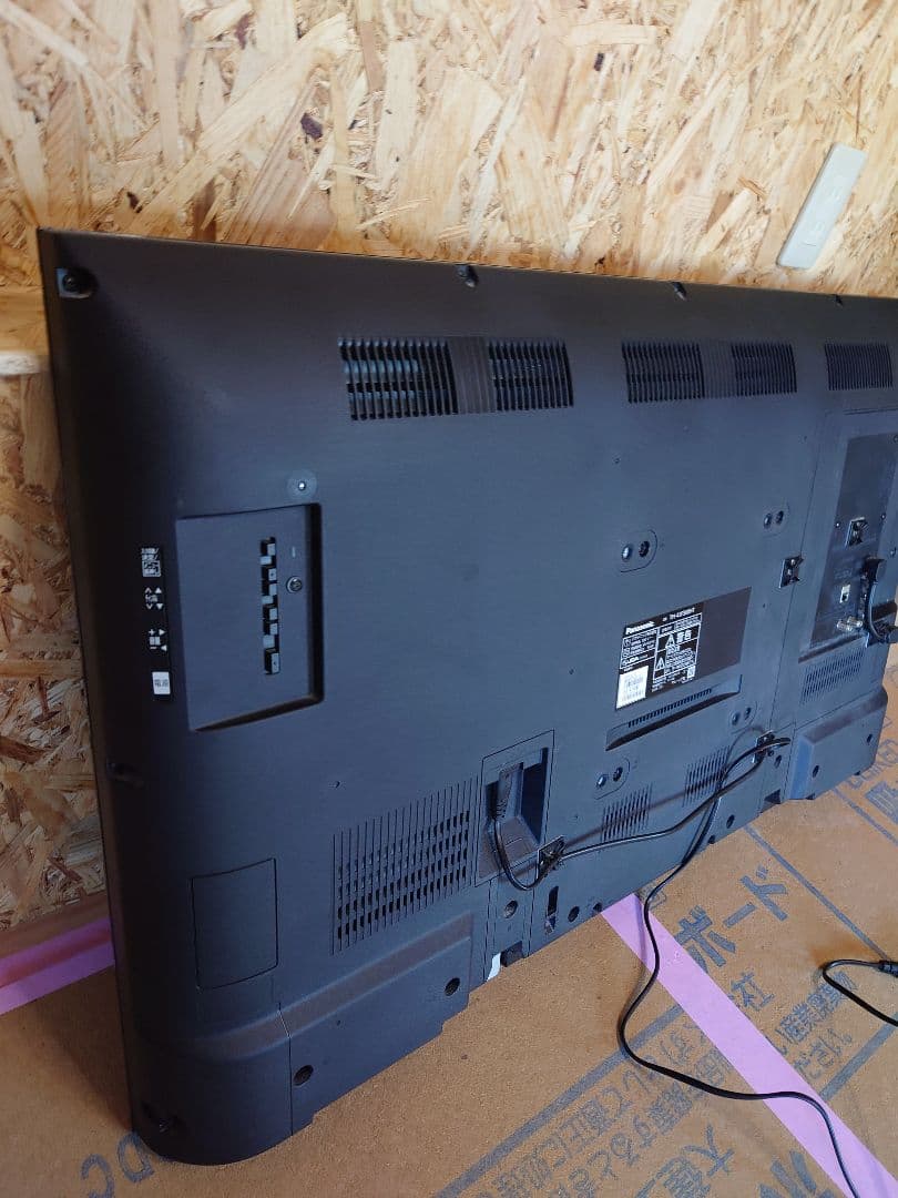 液晶テレビ 　パナソニック　43型　スタンドなし