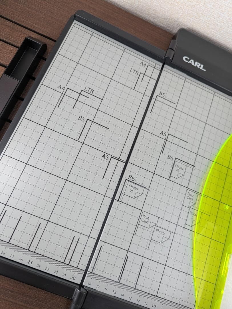 カール裁断機 ペーパーカッター ディスクカッター スリム A4 DC-F5100