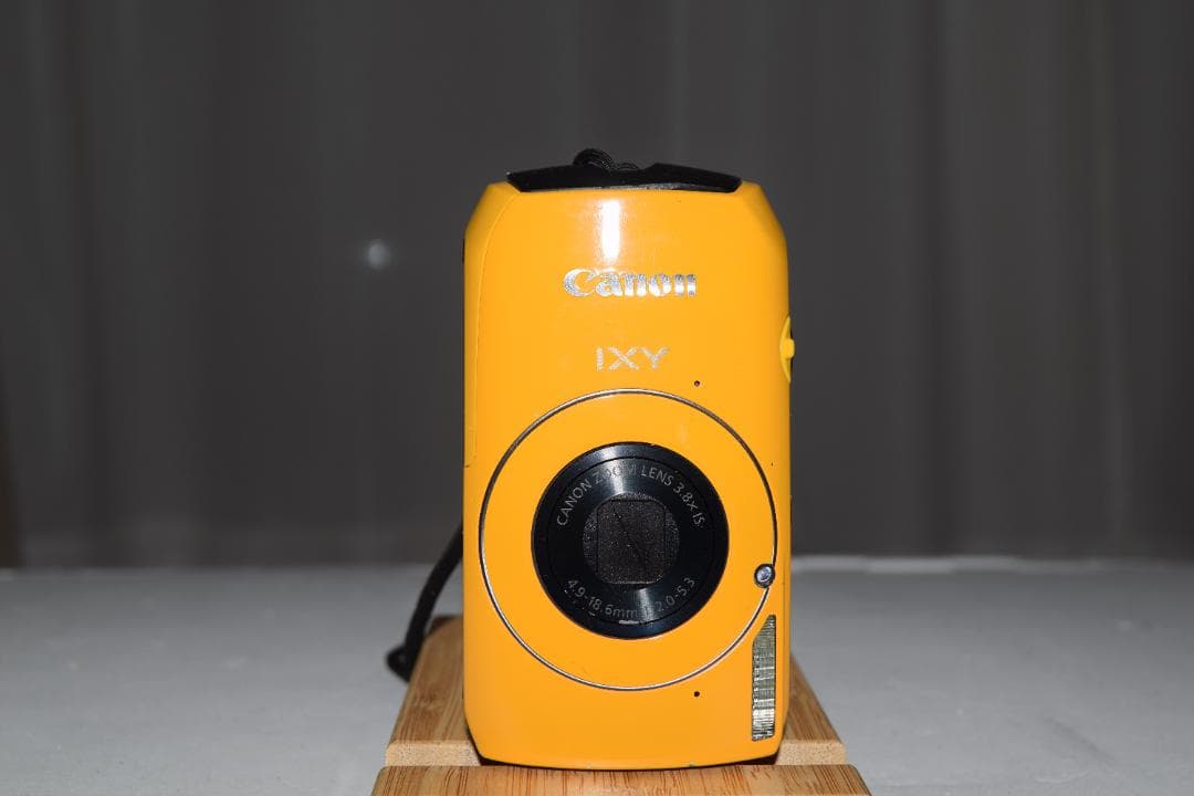 【美品・付属品多数】CANON　IXY305