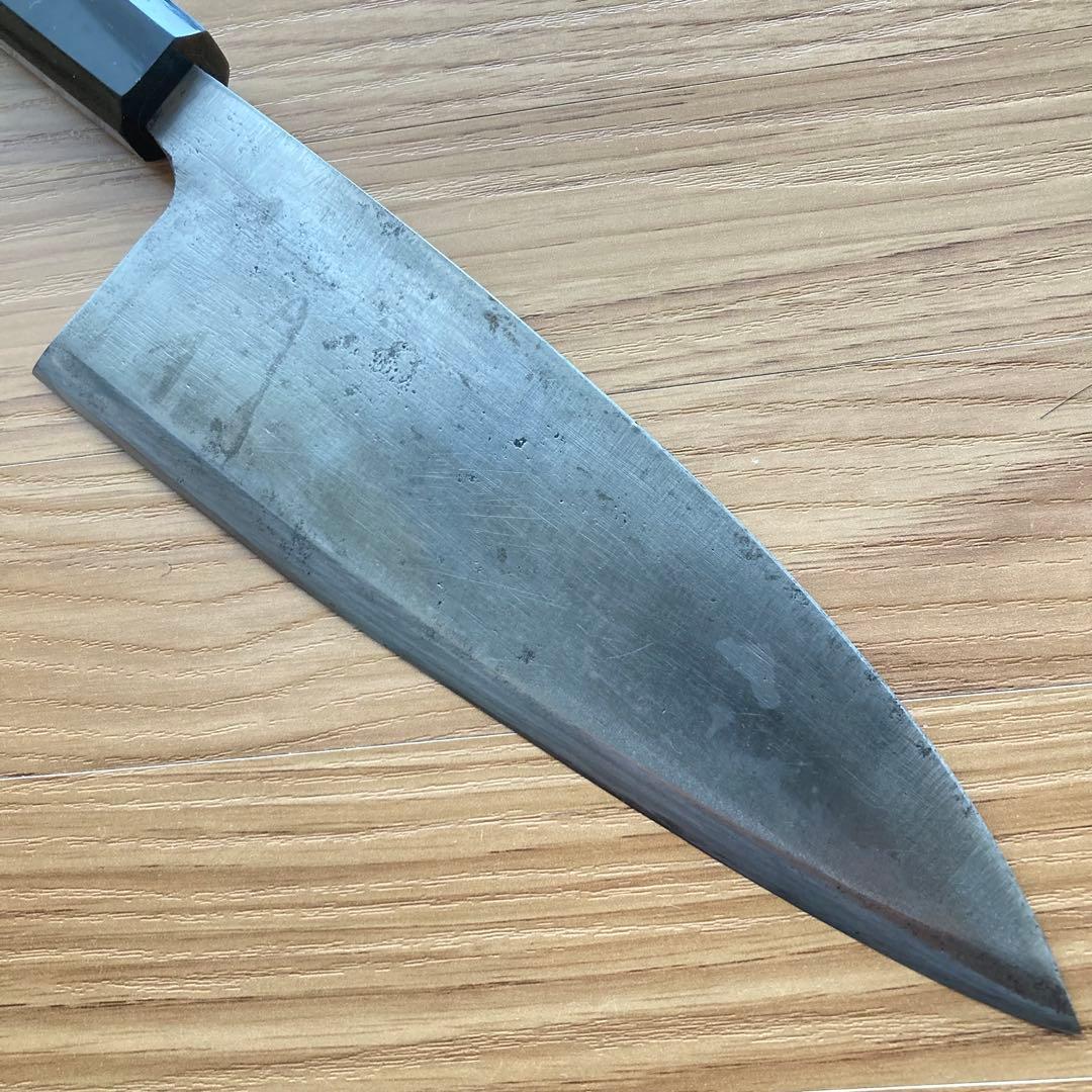 【二唐刃物 よし久】 高級黒檀柄 相出番 薄出刃 刃渡18cm 厚4mm