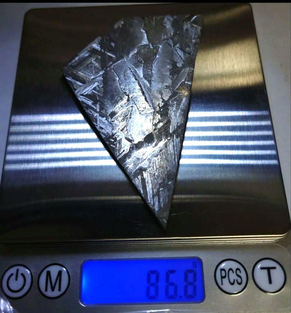 隕石絵画　アルタイ隕石 アート標本　鉄隕石 【検索ワード ギベオン イミラック】