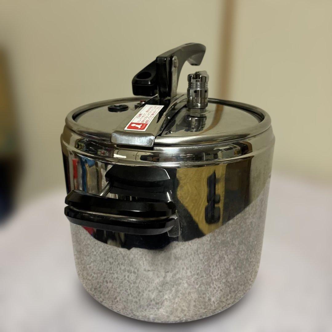 LAGOSTINA18/10圧力鍋ラゴスティーナ 圧力鍋 7Lイタリア製