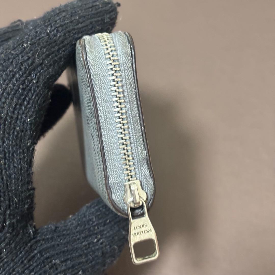 ルイヴィトン タイガ パース ラウンドファスナー ケース グラシエ
