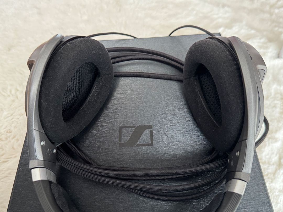 Sennheiser HD 700 ヘッドホン