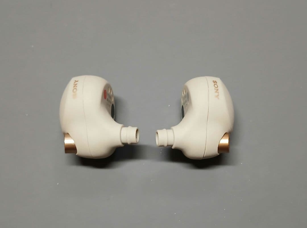 SONY　WF-1000XM4　ワイヤレス　ノイズキャンセリング　イヤホン　⑥