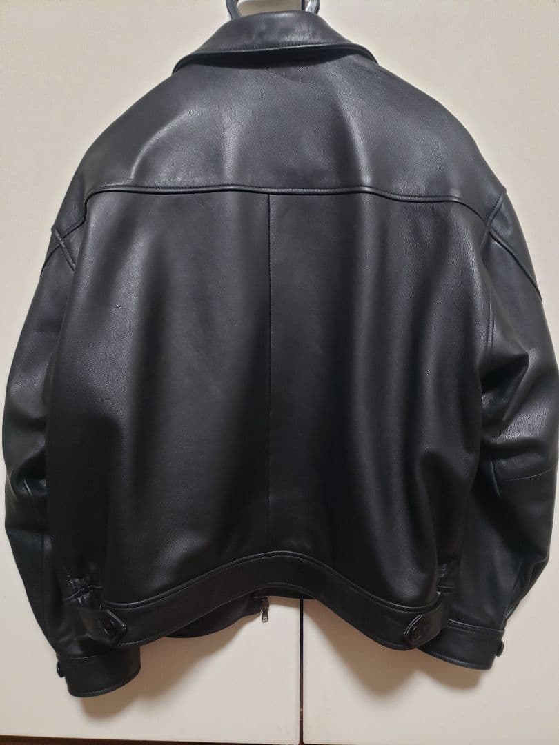 BEAMS　ワイドフィット レザー ジップブルゾン