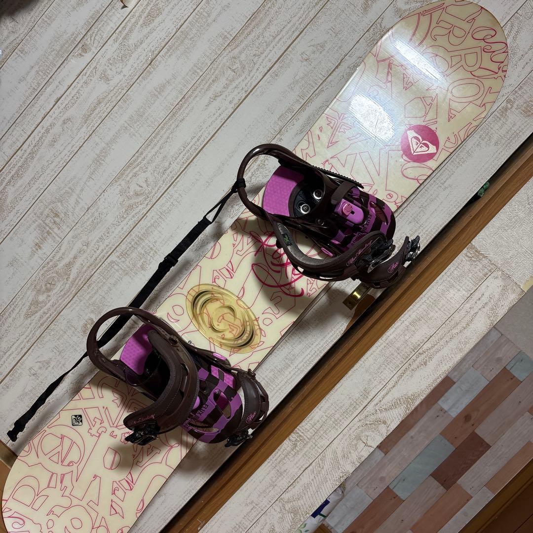 ロキシー　スノーボード4点セット（ボード・バインディング・ブーツ.バッグ）