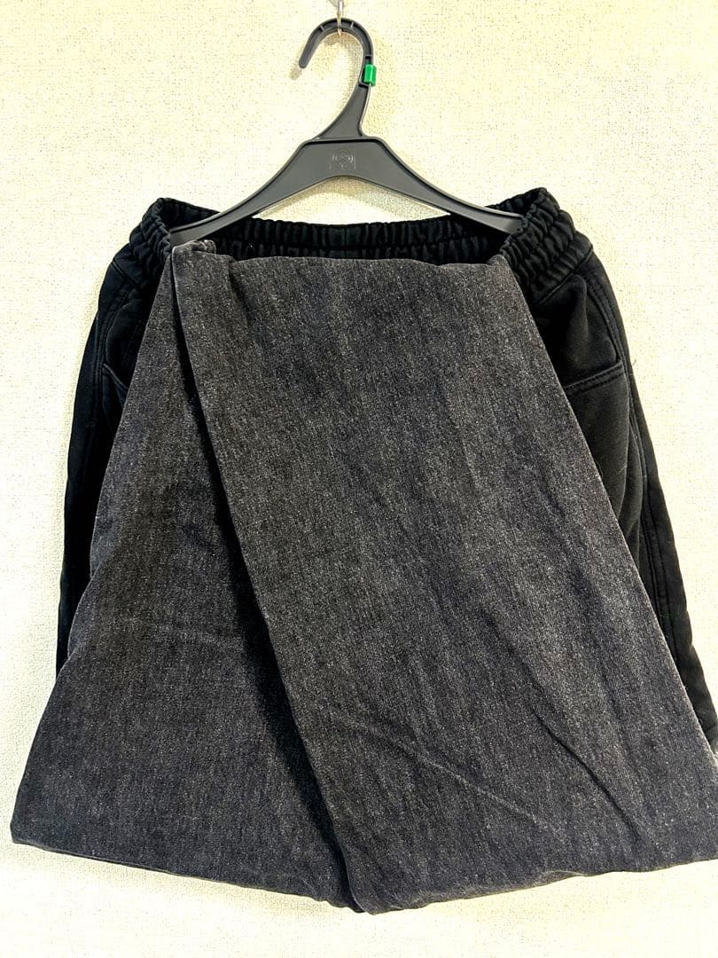 美品　一度着用　AMOMENTO for ADAM ET ROPE ブラック