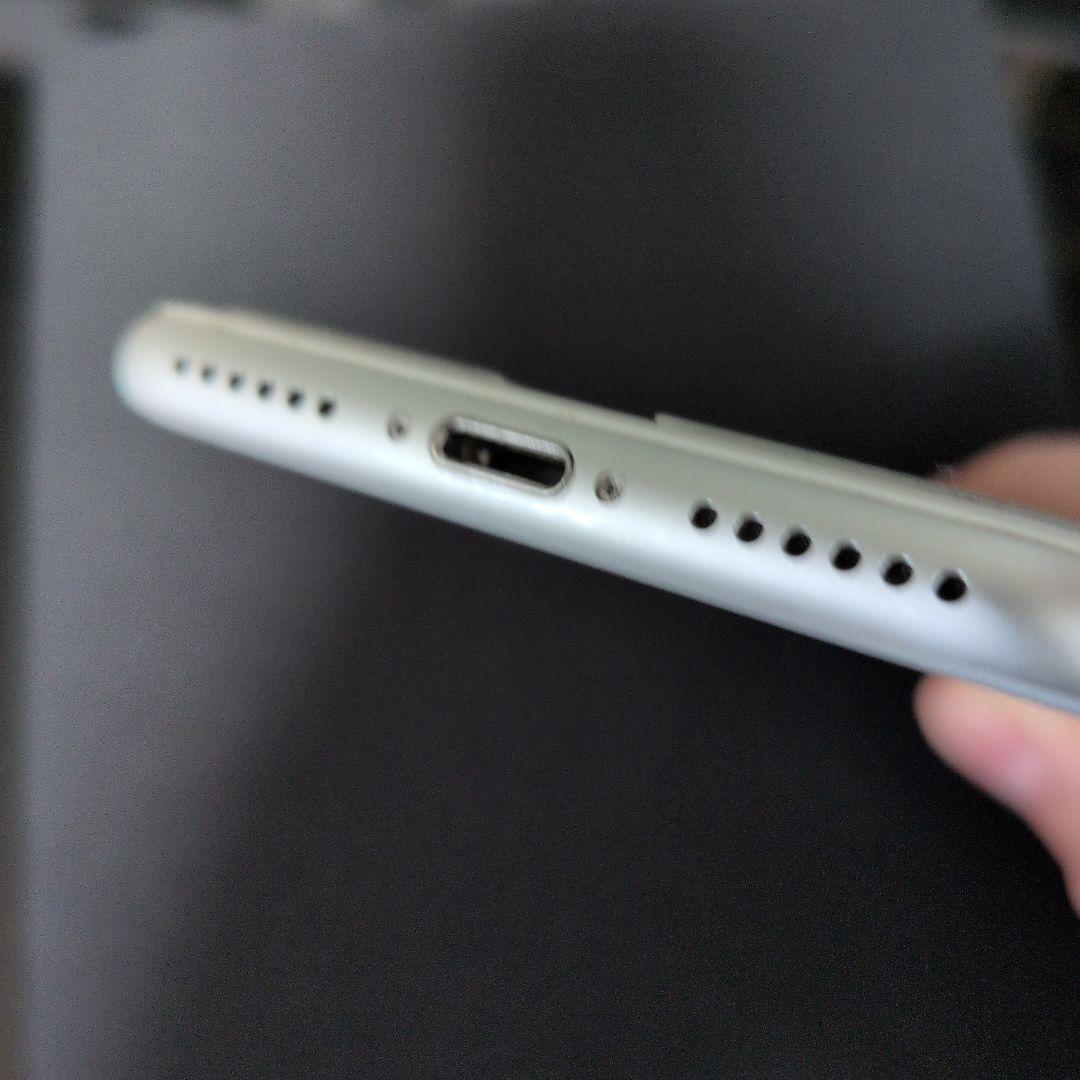 お*り様 Apple iPhone 8 本体