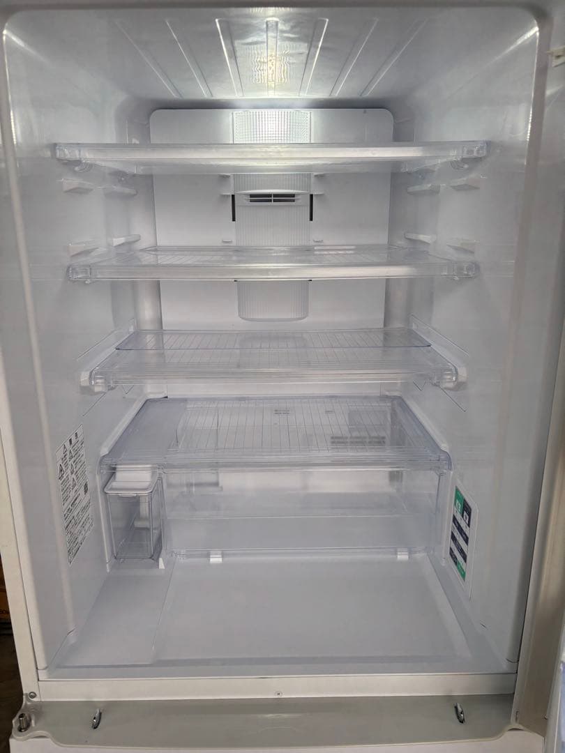 M*e様 シャープ冷凍冷蔵庫 両開き 4段棚