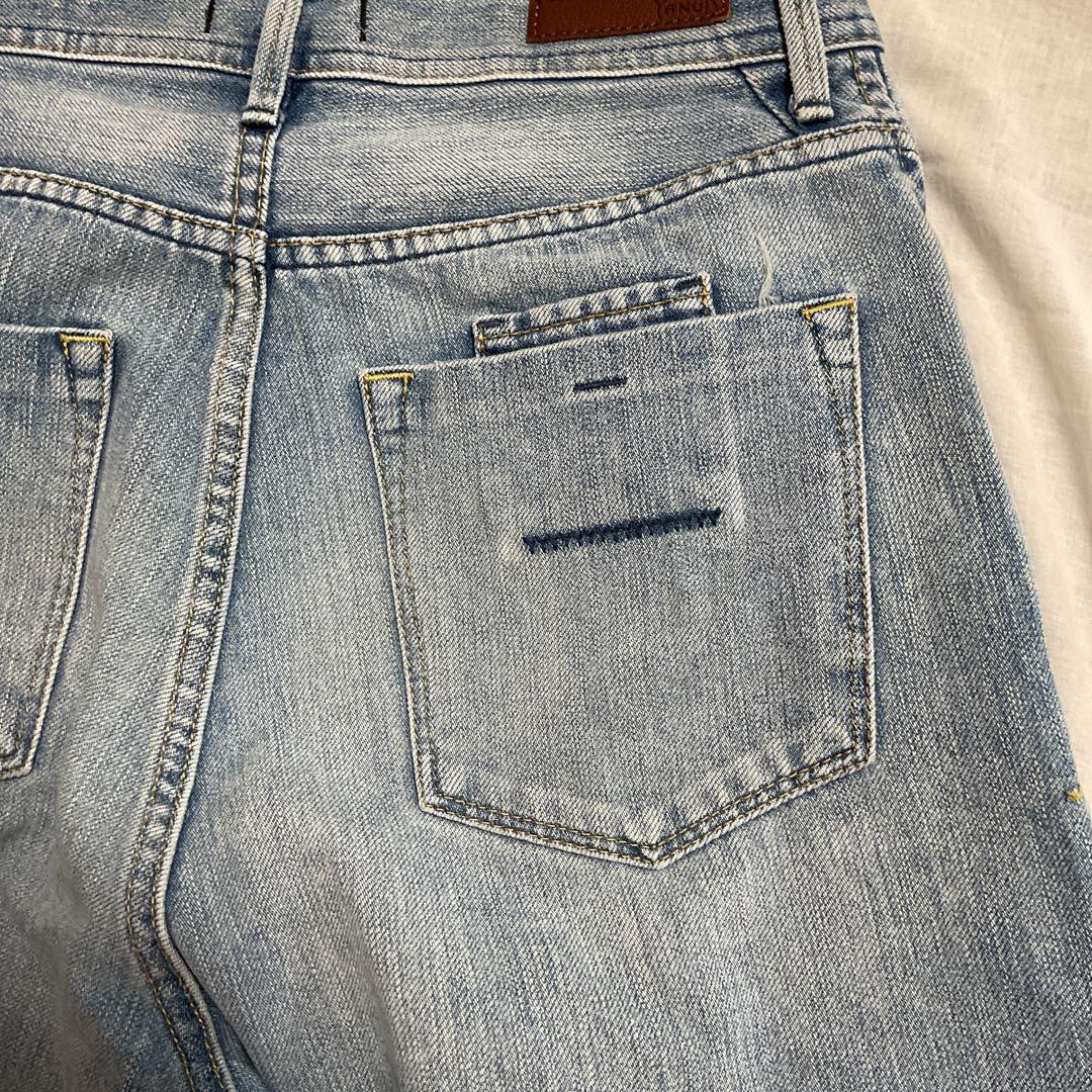 YANUK LEA ジーンズ