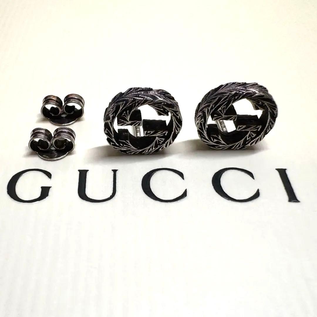未使用　極美品　グッチ　GUCCI シルバー ピアス インターロッキングG 両耳