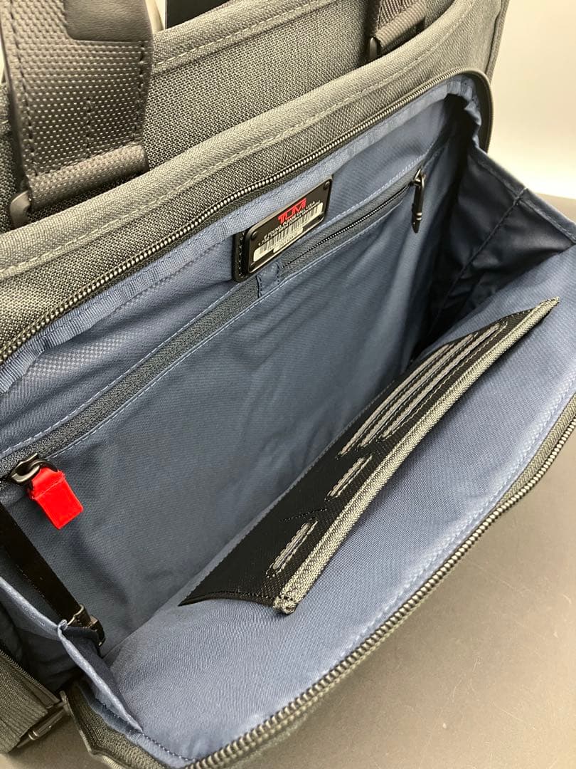 TUMI ALPHA 2 スリムデラックス ブリーフケース キャンバス グレー