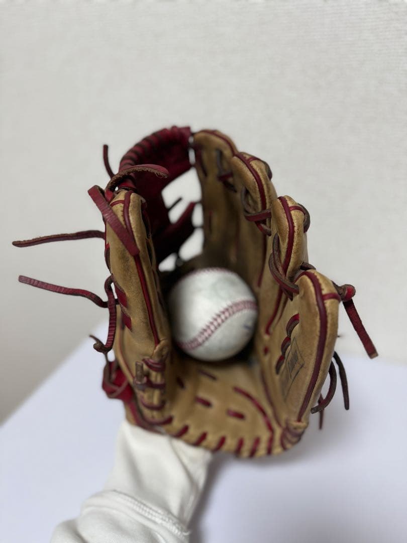 Mizuno Pro軟式グローブ ベージュ/赤