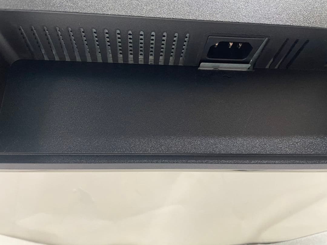 Acer ET322QK 32インチ 4K モニター