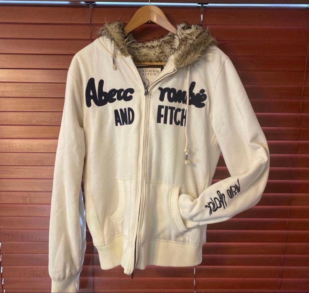 Abercrombie&Fitch（アバクロンビー&フィッチ）フード付パーカー