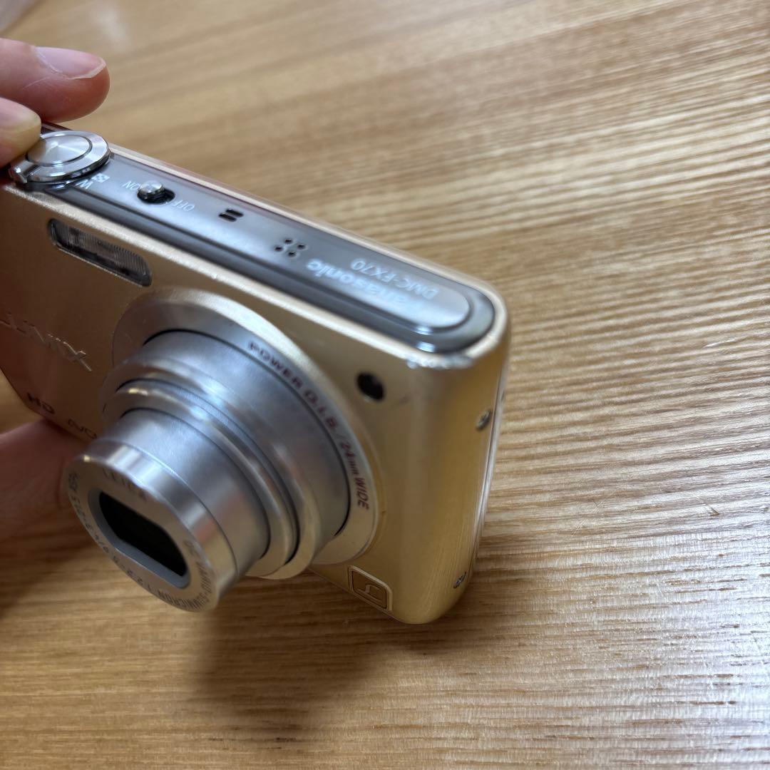 デジタルカメラ Panasonic DMC-FX70 LUMIX