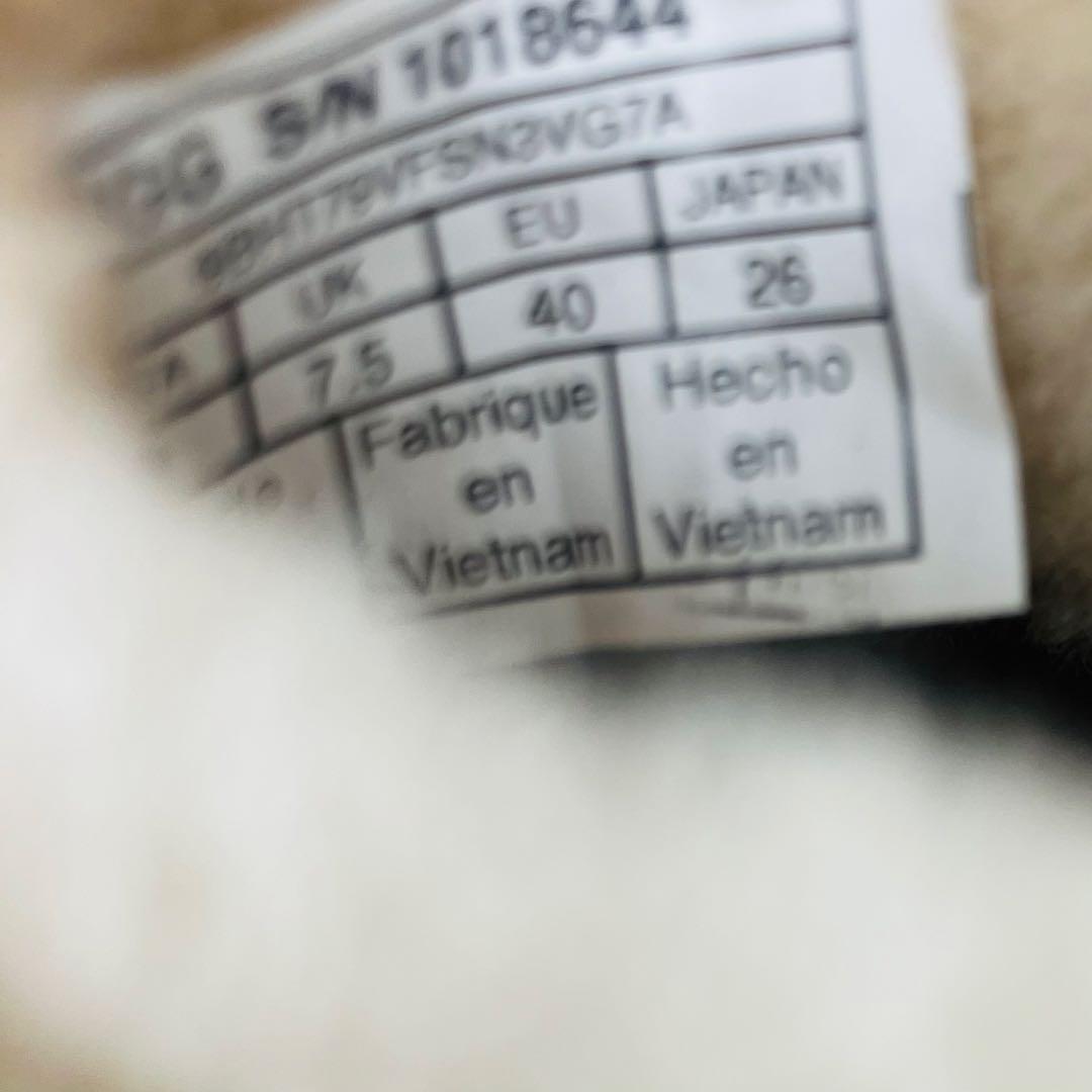 【大人気】　アグ　ケーセン　ショートブーツ　26cm 太ヒール　スエード