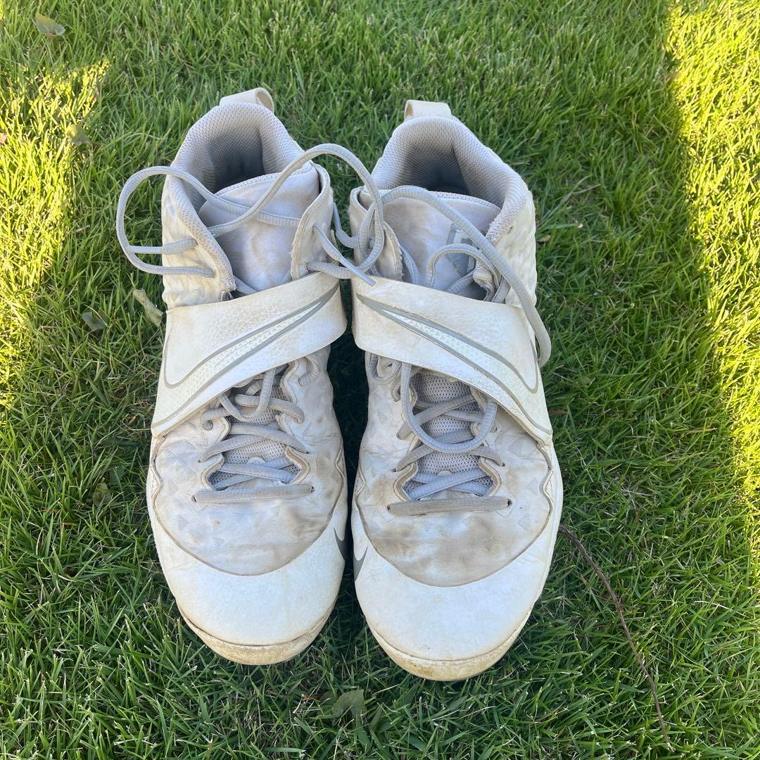 ちゅんちゅん ナイキ　野球スパイク　トラウト6