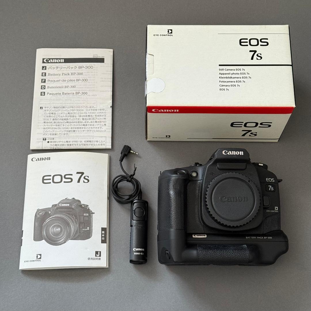 Canon EOS7s ボディ（フィルム一眼レフ）バッテリーパックBP-300付