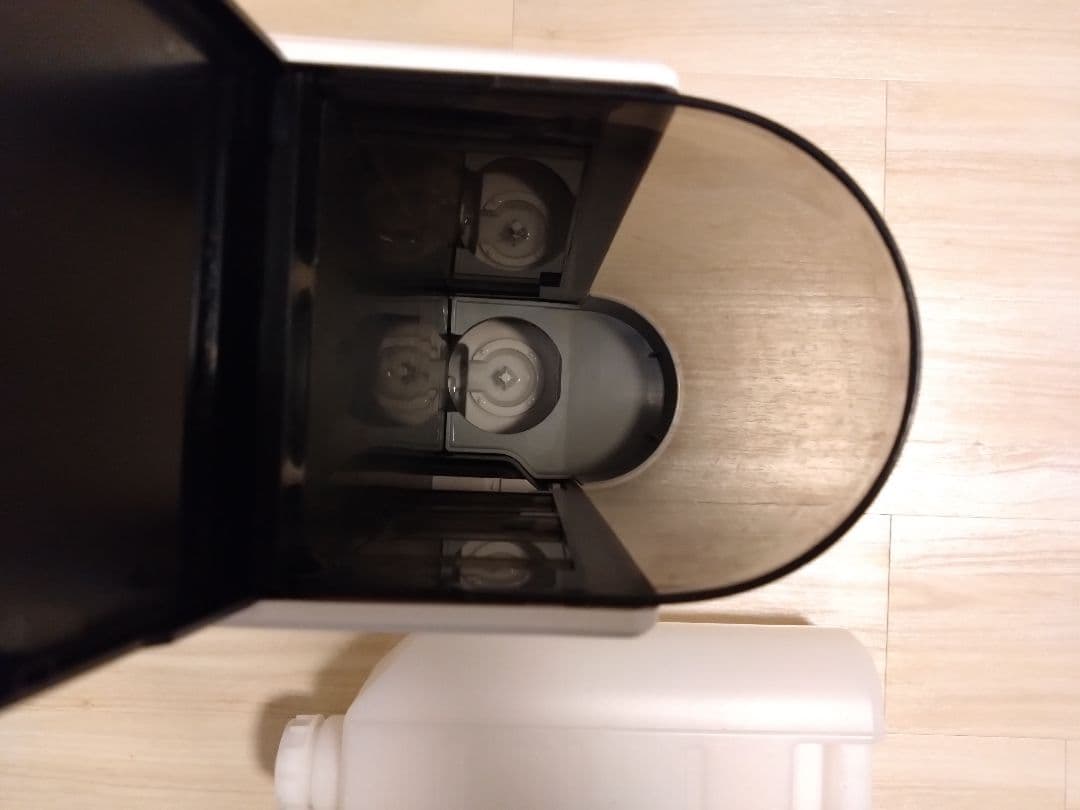 SHARP 加湿セラミックファンヒーター　HX-SK12