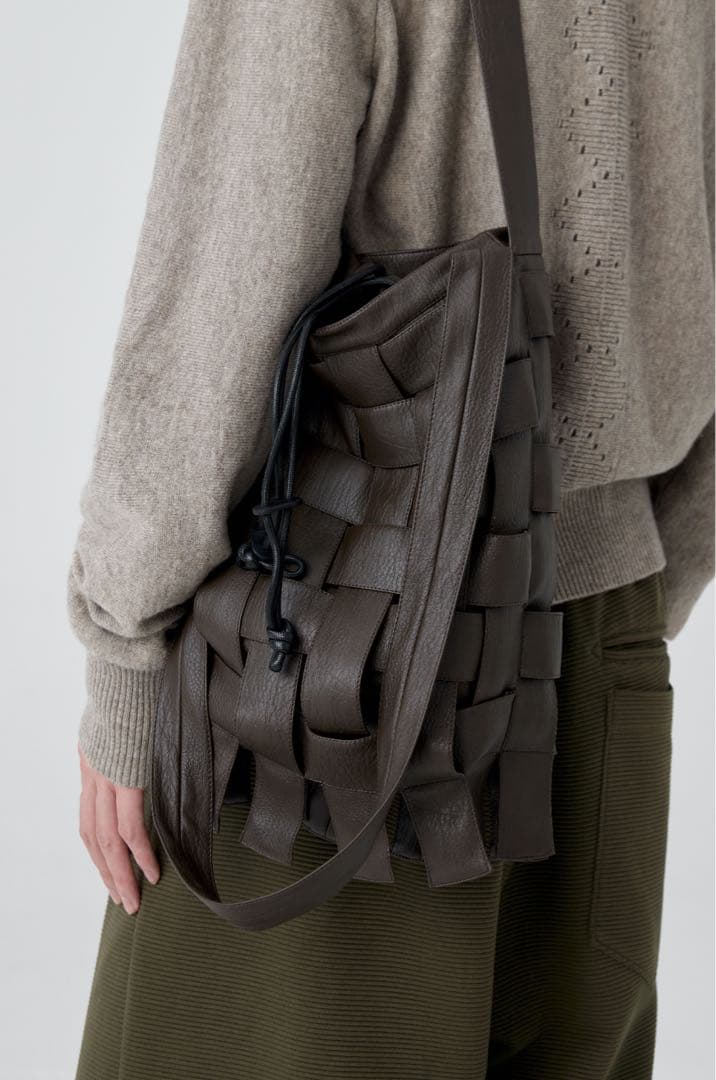 バッグ SIMPLE PROJECT BRAIDED BAG