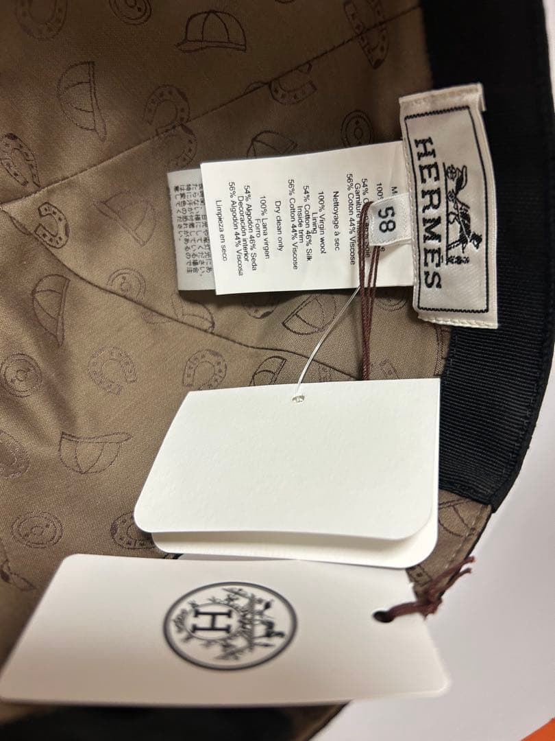 きーちゃんさんエルメス　セレナ・ジャンプ》　キャップ　黒　馬蹄　ロゴ