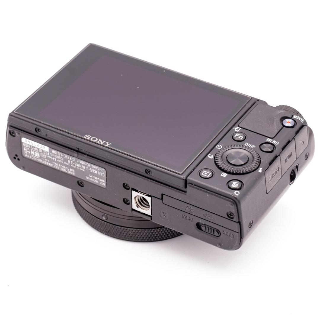 【超美品】SONY RX100m7 超望遠高級コンデジ グリップ付 VLOG