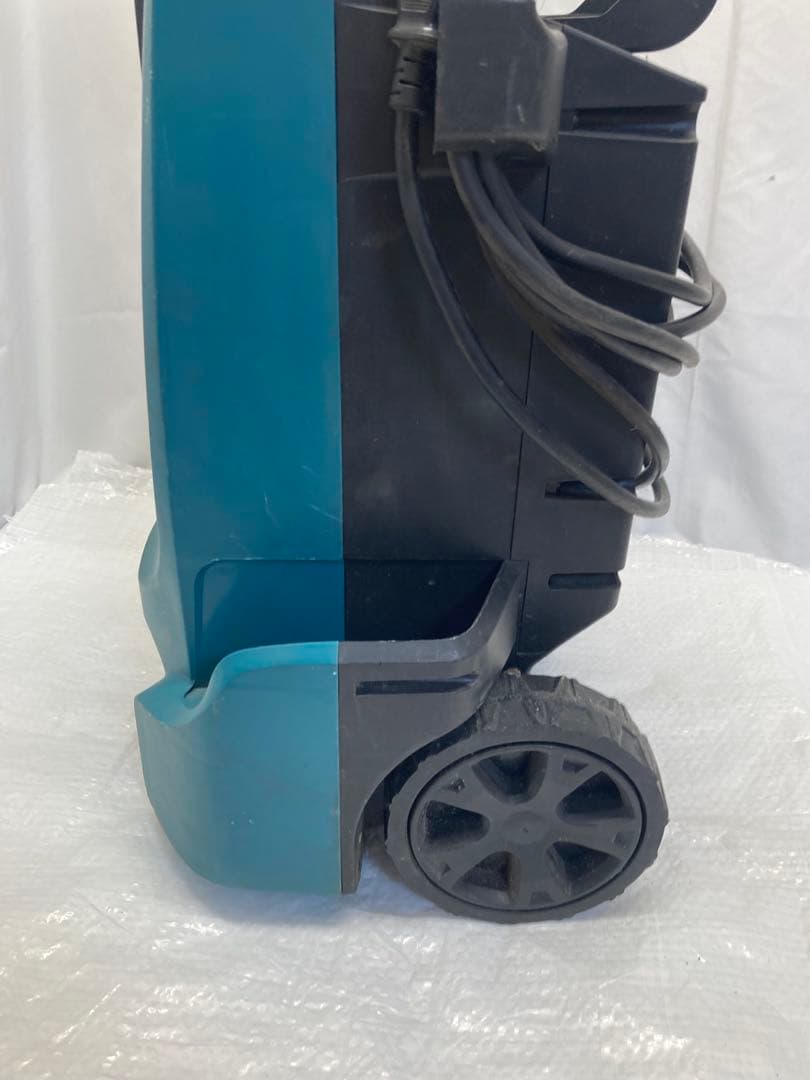 Makita マキタ　高圧洗浄機　MHW0820