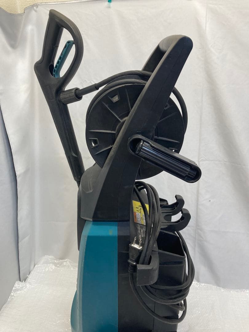 Makita マキタ　高圧洗浄機　MHW0820