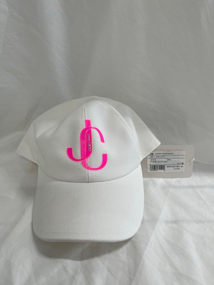ジミーチュウ ホワイト ピンクロゴ キャップ